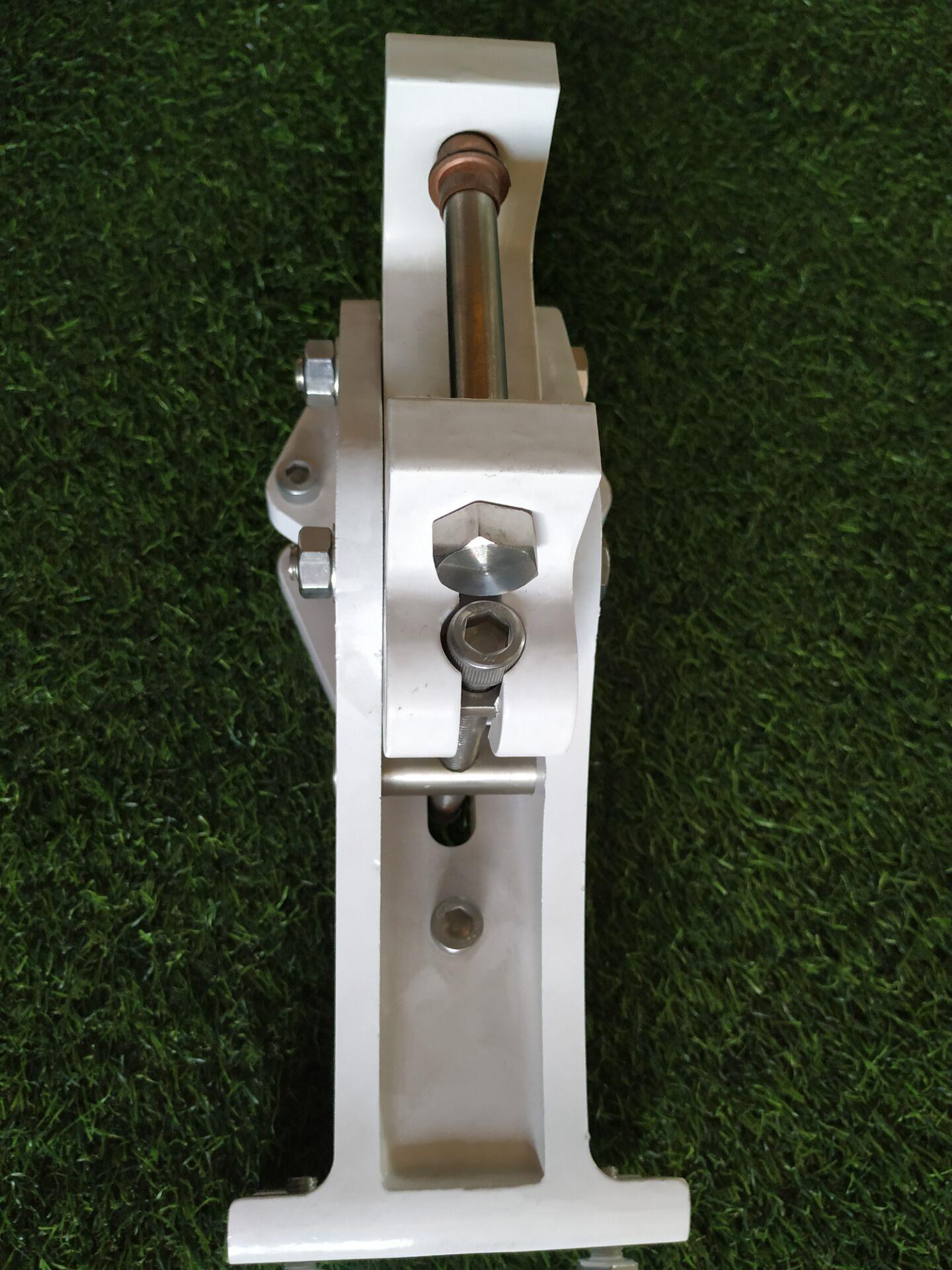 B02 wall bracket hardware component